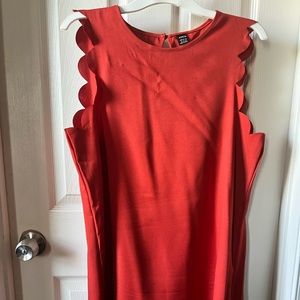 Scalloped sleeves- Perfect for Spring/ Fall- flats, sandals or sneakers.